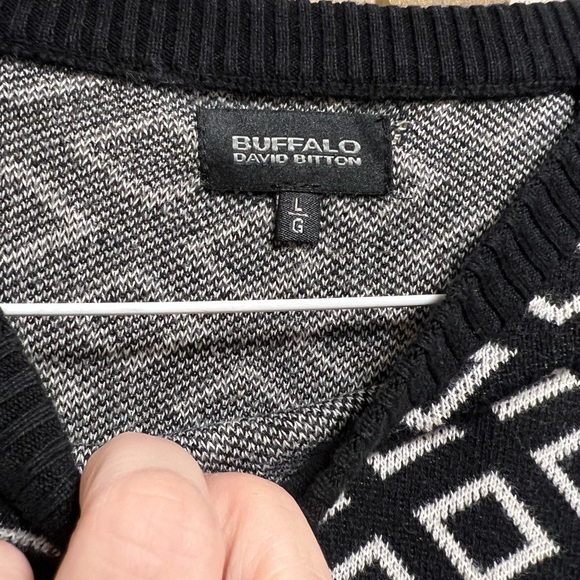 Men's size Large, used in great condition - Picture 2 of 3